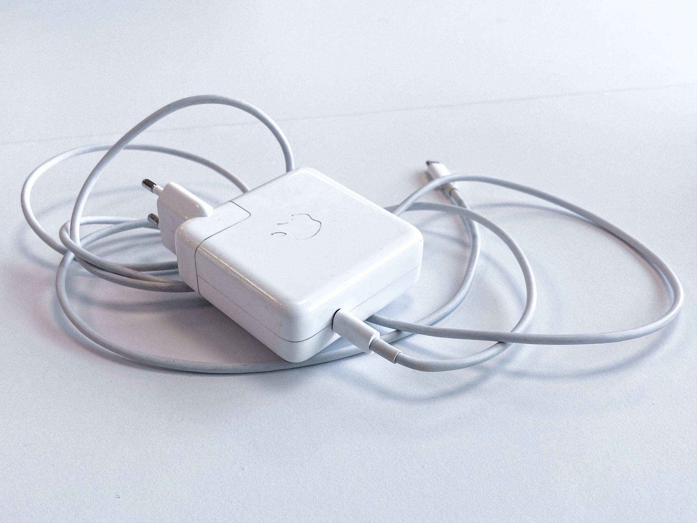 Apple Chargeur Alimentation - 60W - Pour MacBook pro